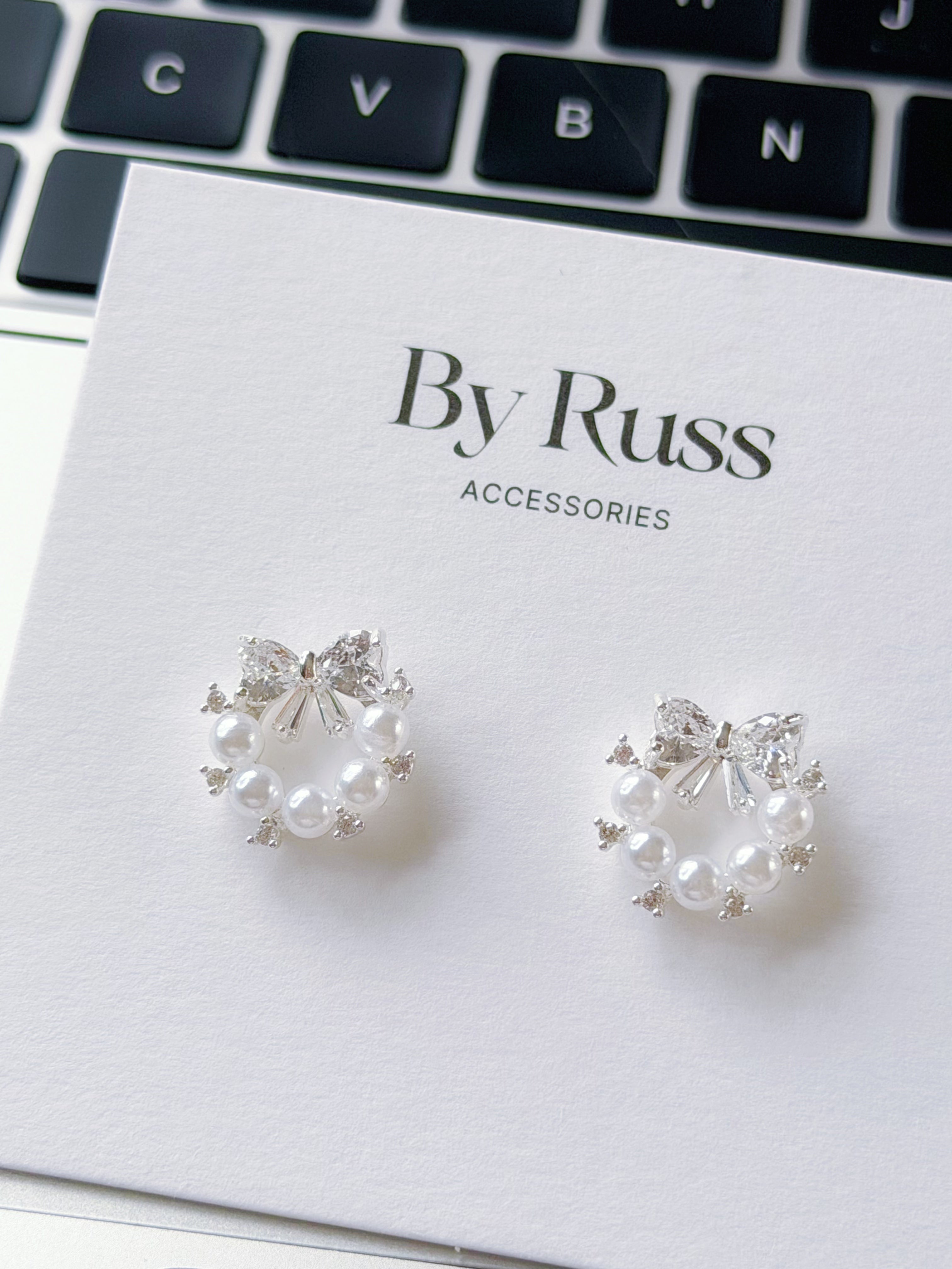 Sparkling Wreath Earrings